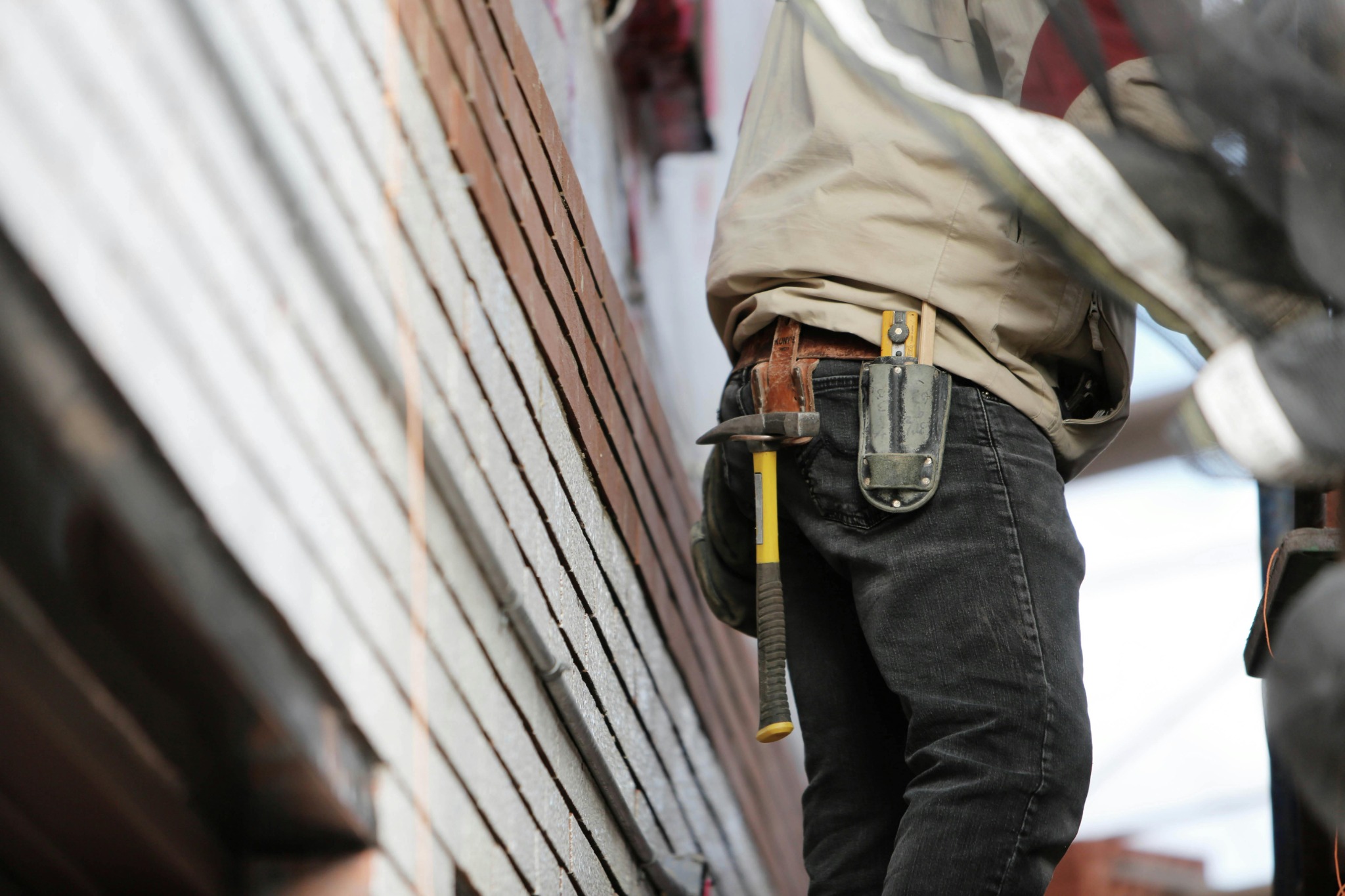 Reliable domestic and commercial electrical work carried out safely, neatly, and with clear communication from start to finish.